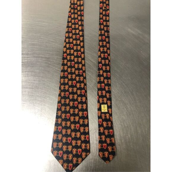 Vintage Chanel Paris Men’s Silk Blue and Red Lion Shield Designer Dress Tie - Picture 1 of 10